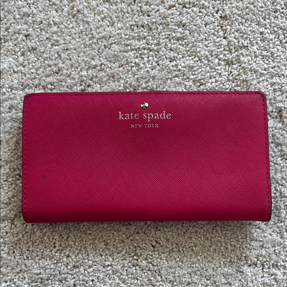SOLD‼️ Kate Spade Pink Wallet